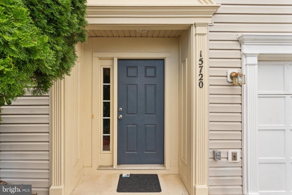 15720 Palermo Terrace - Photo 3