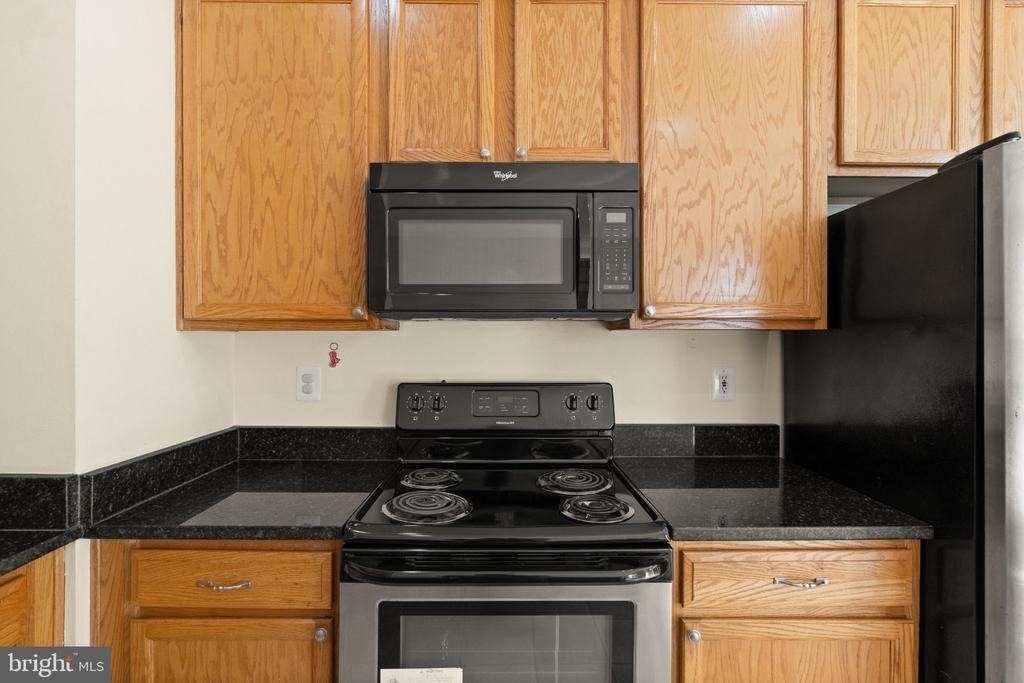 15720 Palermo Terrace - Photo 22