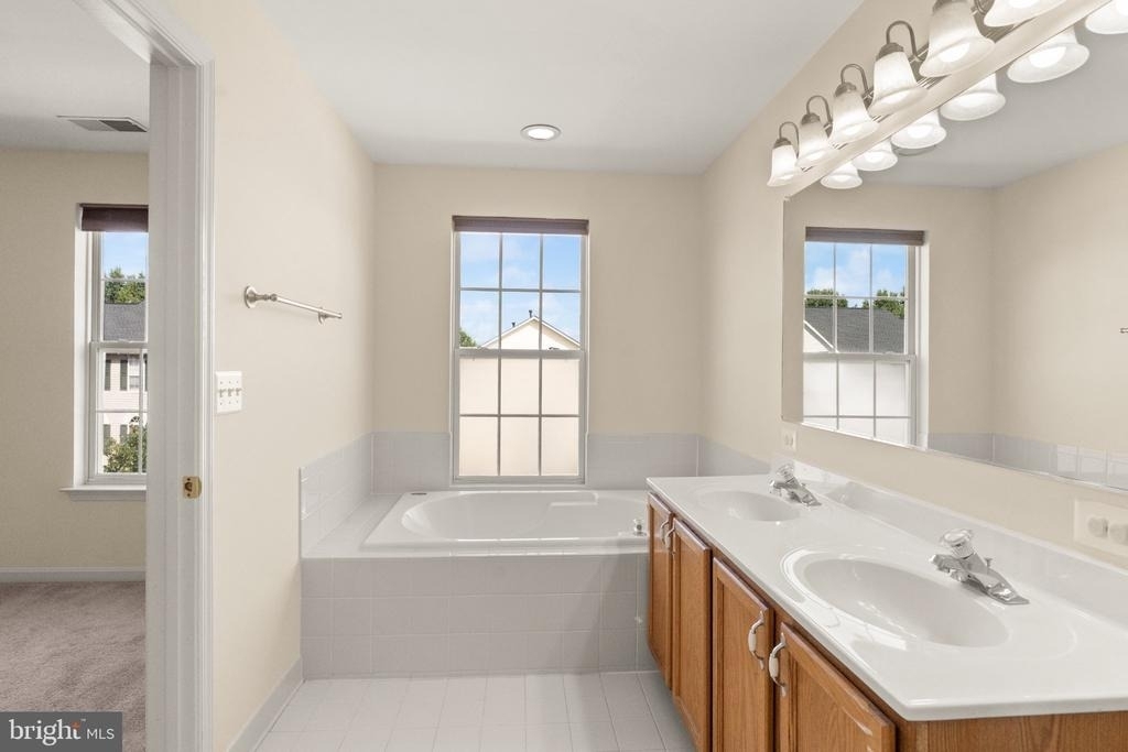 15720 Palermo Terrace - Photo 42
