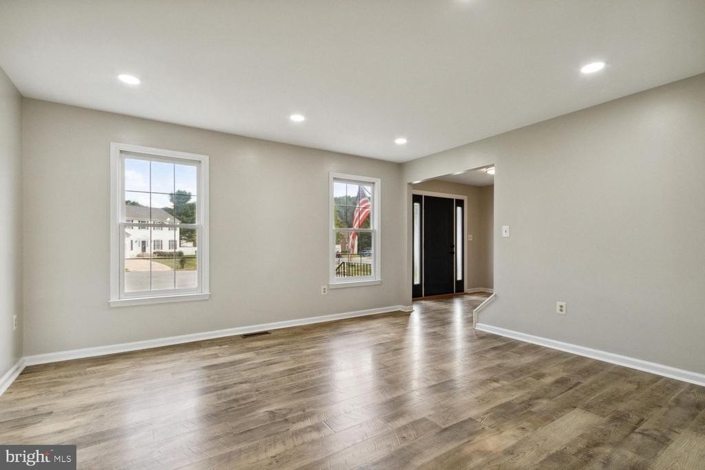 14842 Crotona Court - Photo 5