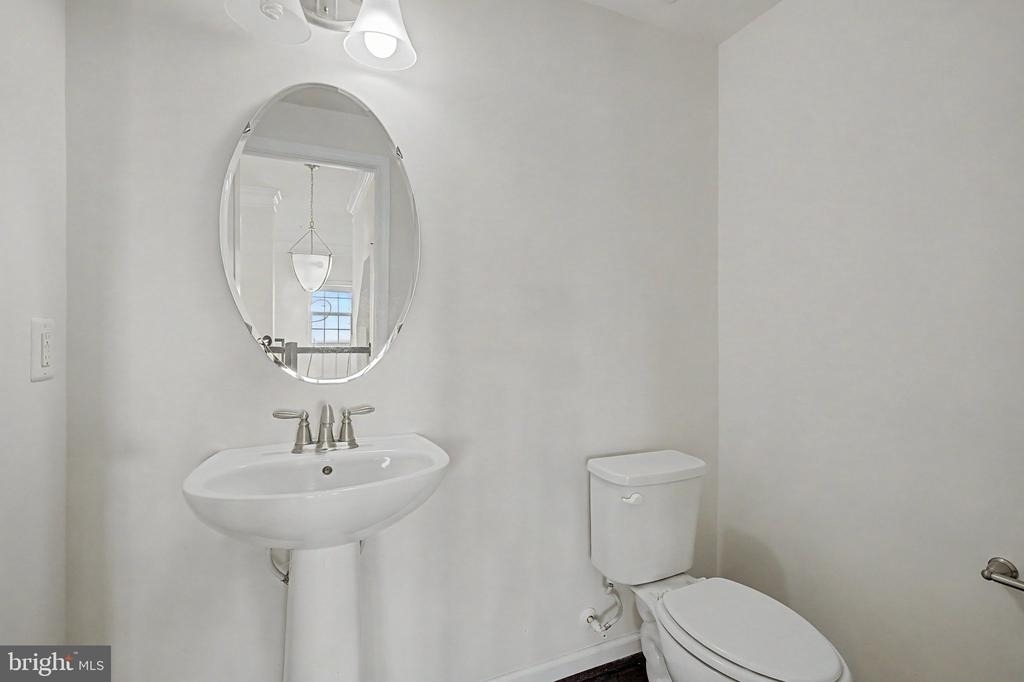 7458 Brunson Circle - Photo 12