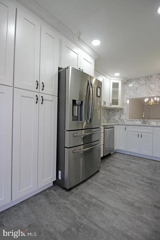 21783 Baldwin Square - Photo 1