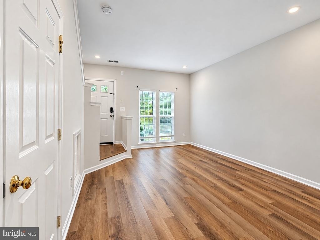 44191 Litchfield Terrace - Photo 7