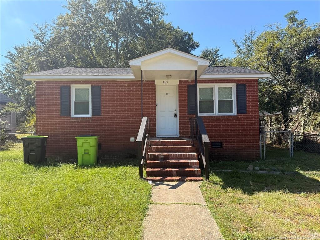 405 Laura Court - Photo 0