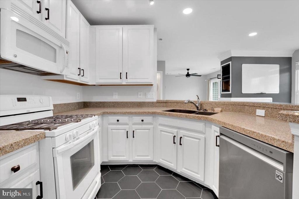 5995 Terrapin Place Place - Photo 9