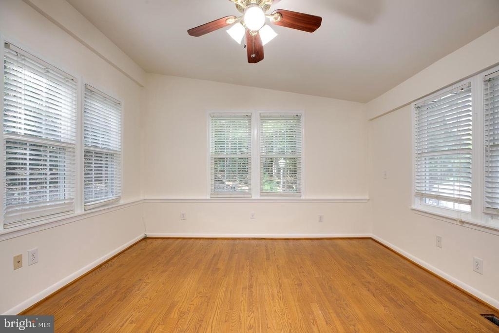 2505 Leeds Road - Photo 20