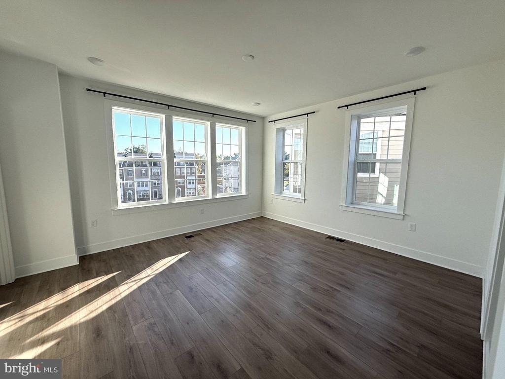 10824 Cedar Avenue - Photo 15