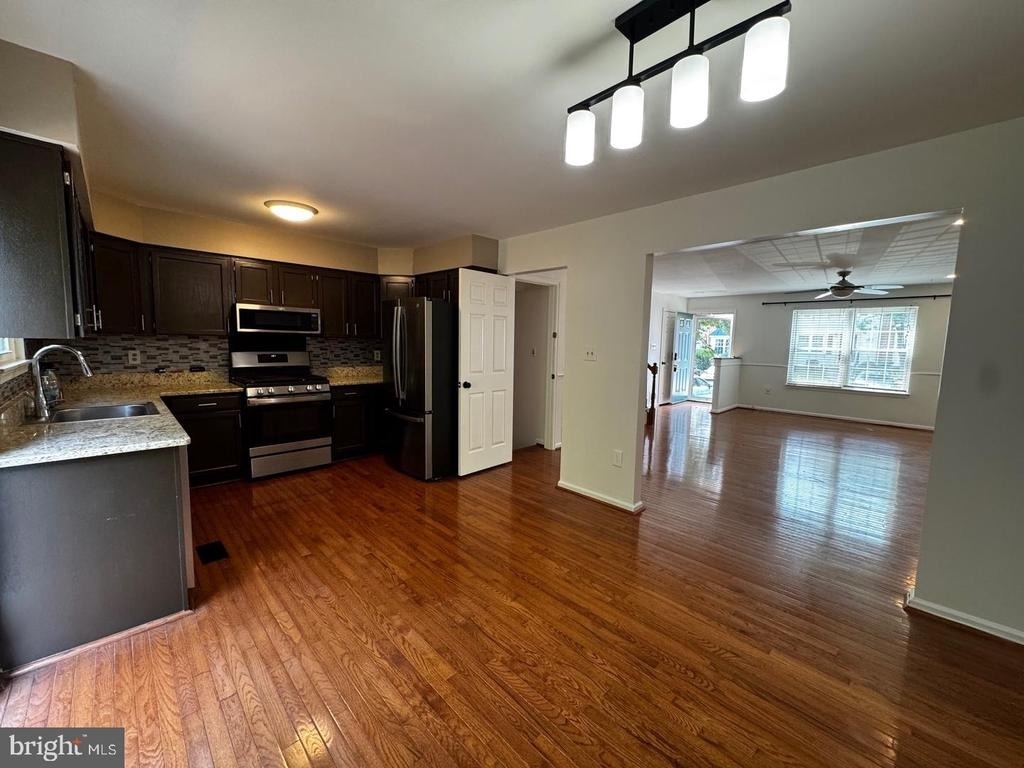 7344 Rhondda Drive - Photo 7