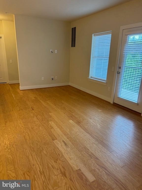 2903 Bleeker Street - Photo 5