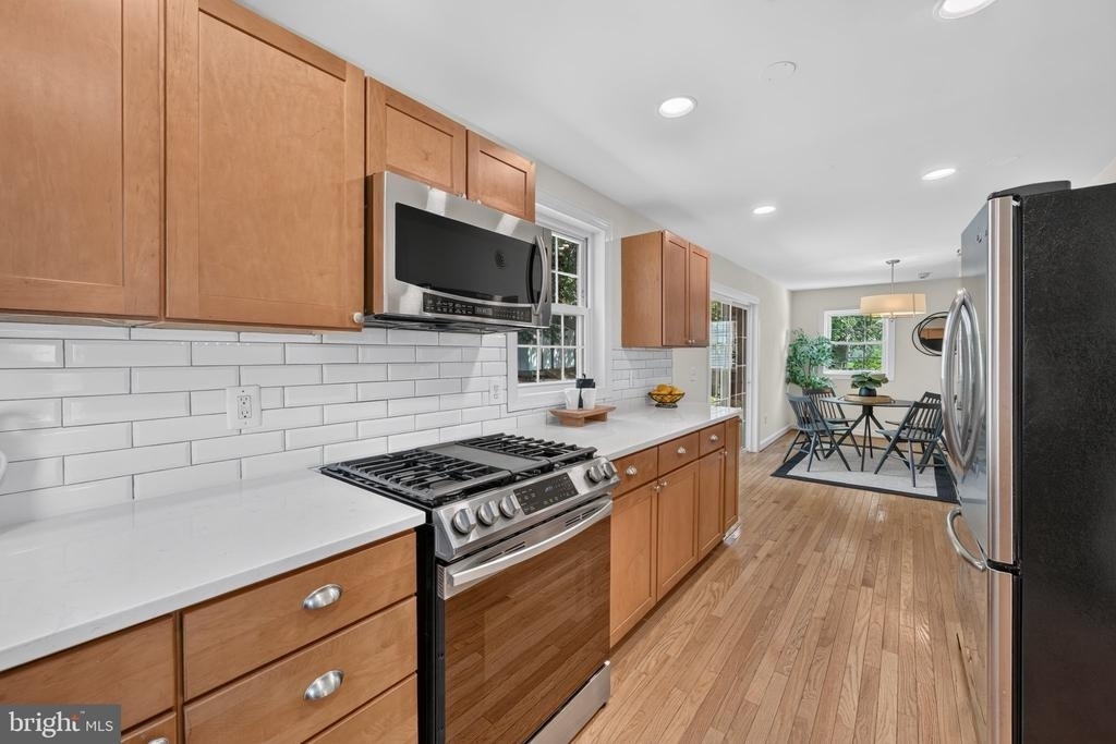 6010 Bangor Drive - Photo 9