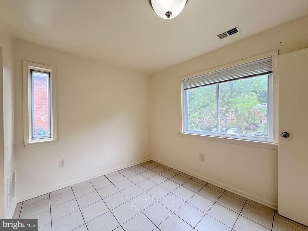 6830 Perry Penney Drive - Photo 4