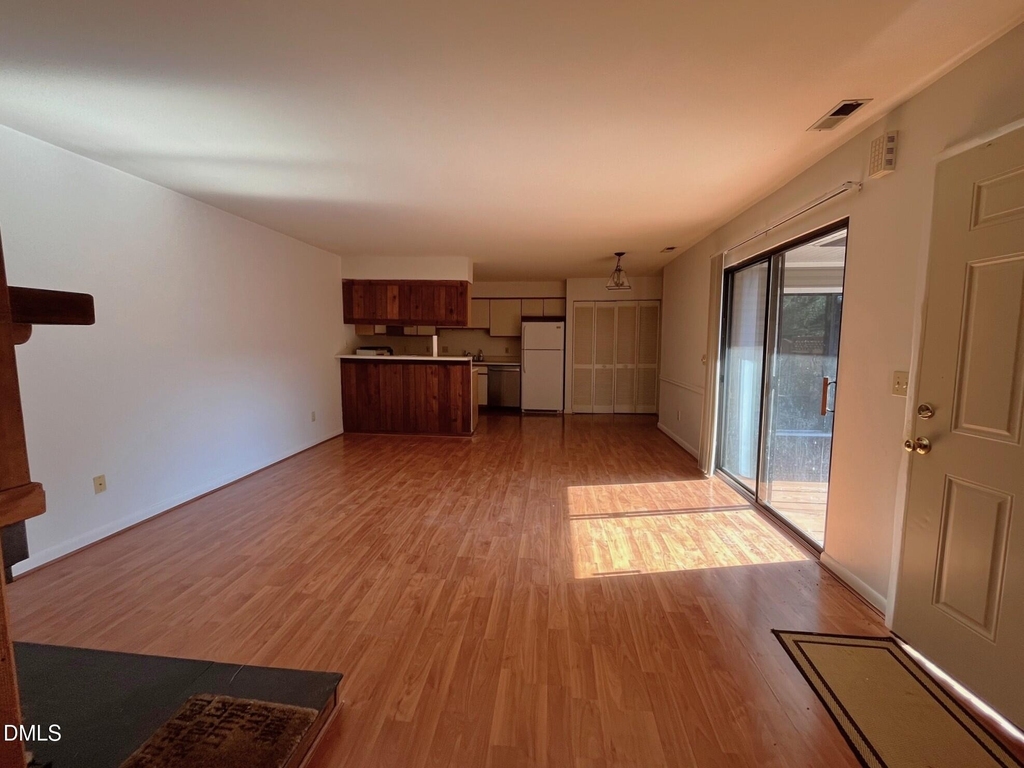 340 Summerwalk Circle - Photo 4