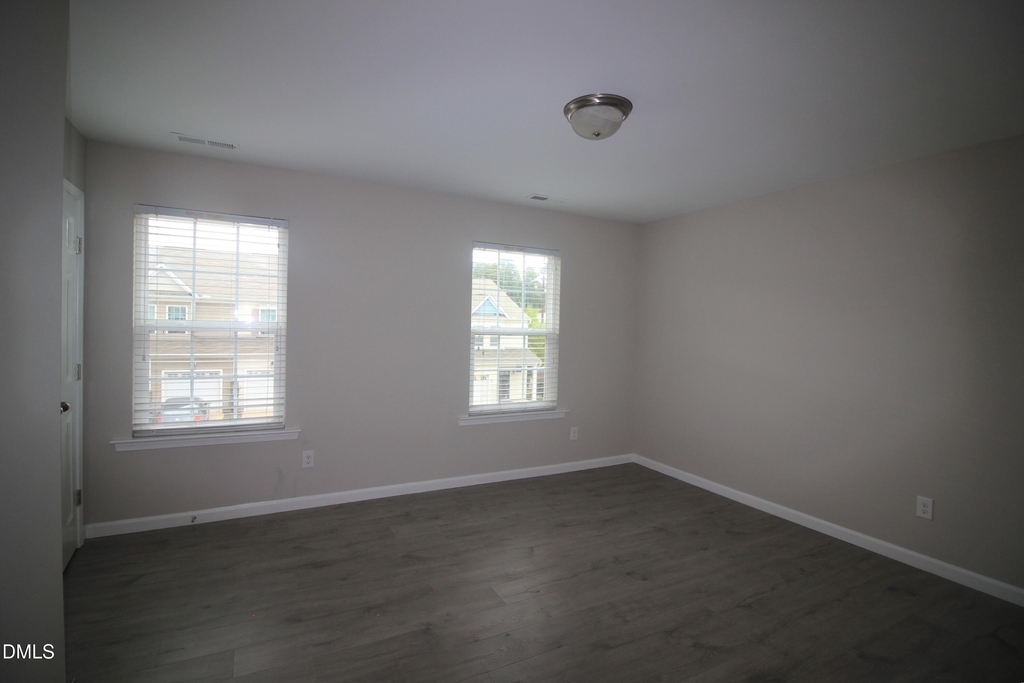 405 Stone Flower Lane - Photo 13
