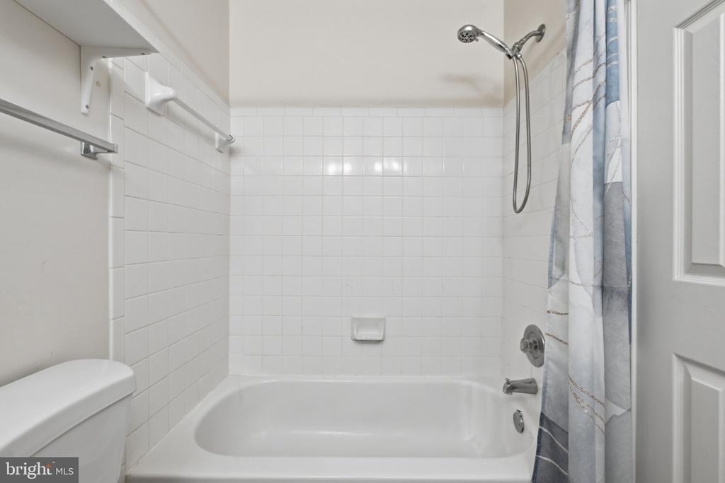 6303 Mary Todd Court - Photo 19