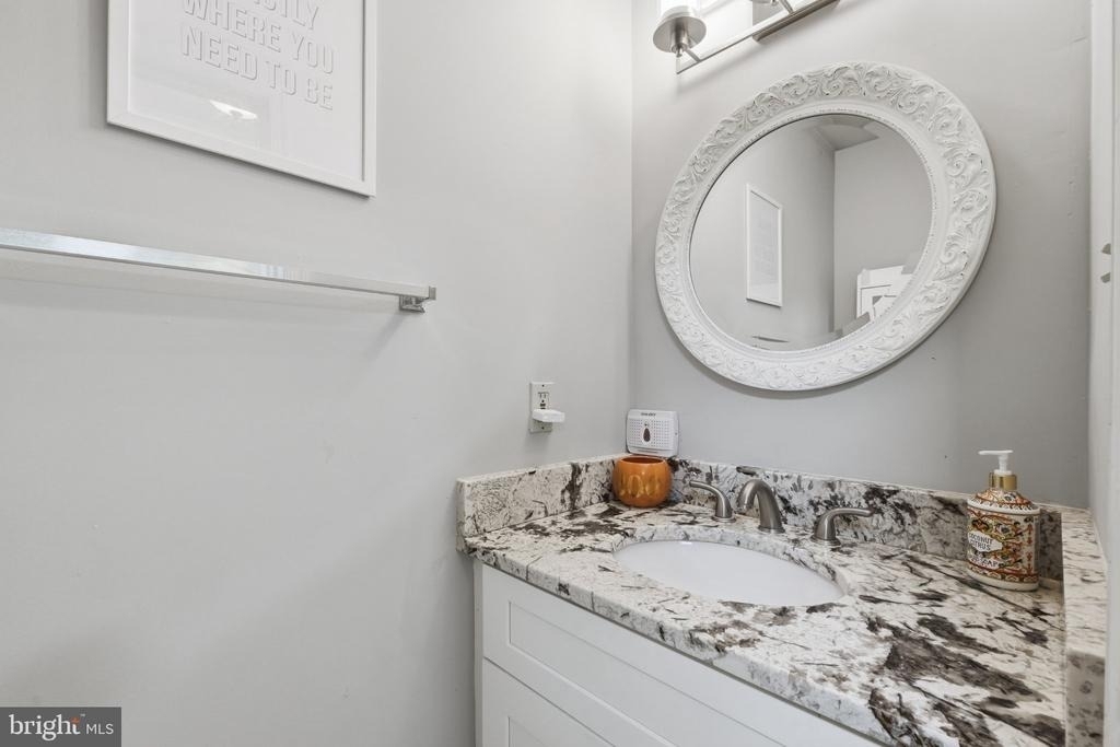 6303 Mary Todd Court - Photo 8