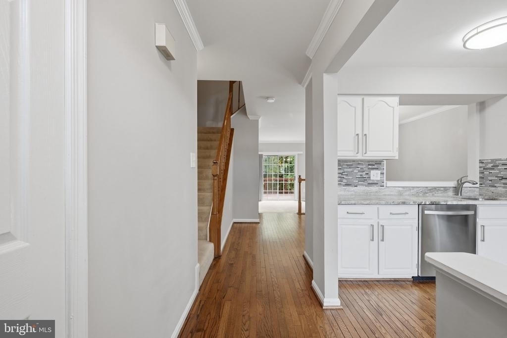 6303 Mary Todd Court - Photo 6