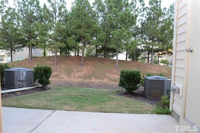 73 Pocono Drive - Photo 13