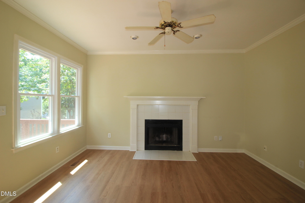 1409 Opal Court - Photo 4