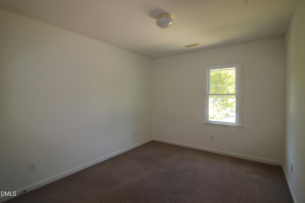 1409 Opal Court - Photo 17