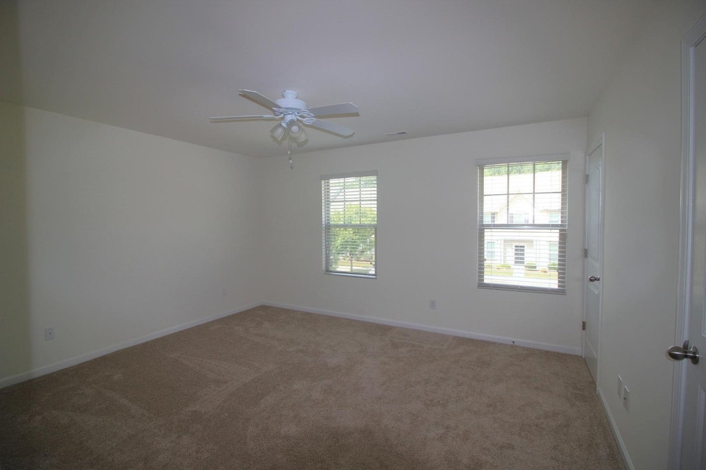 4476 Middletown Drive - Photo 11