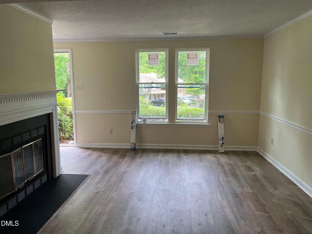 1829 Fox Sterling Drive - Photo 2