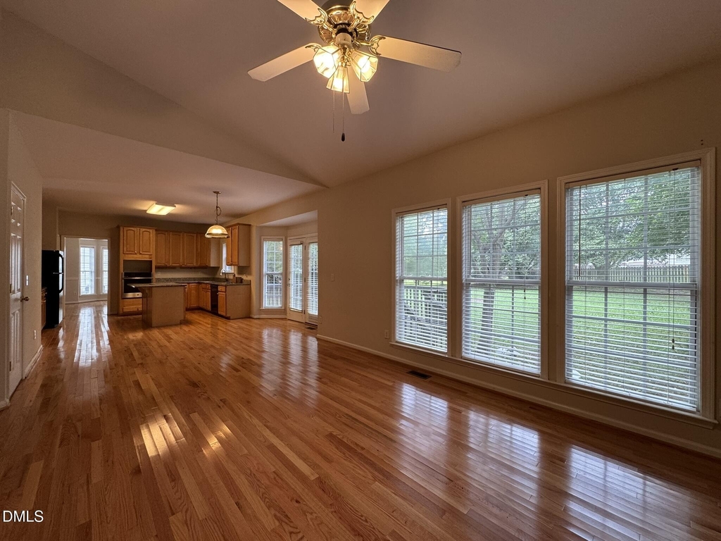 5225 Pinehall Wynd - Photo 11