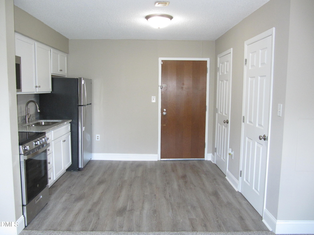 4700 Westgrove Street - Photo 2
