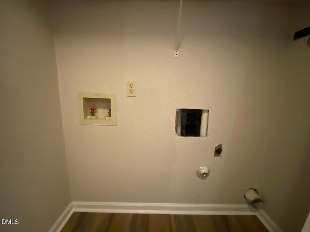 109 Killam Court - Photo 8
