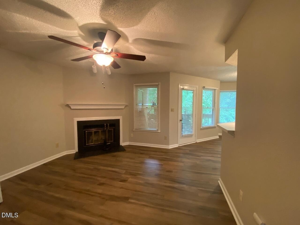 109 Killam Court - Photo 2