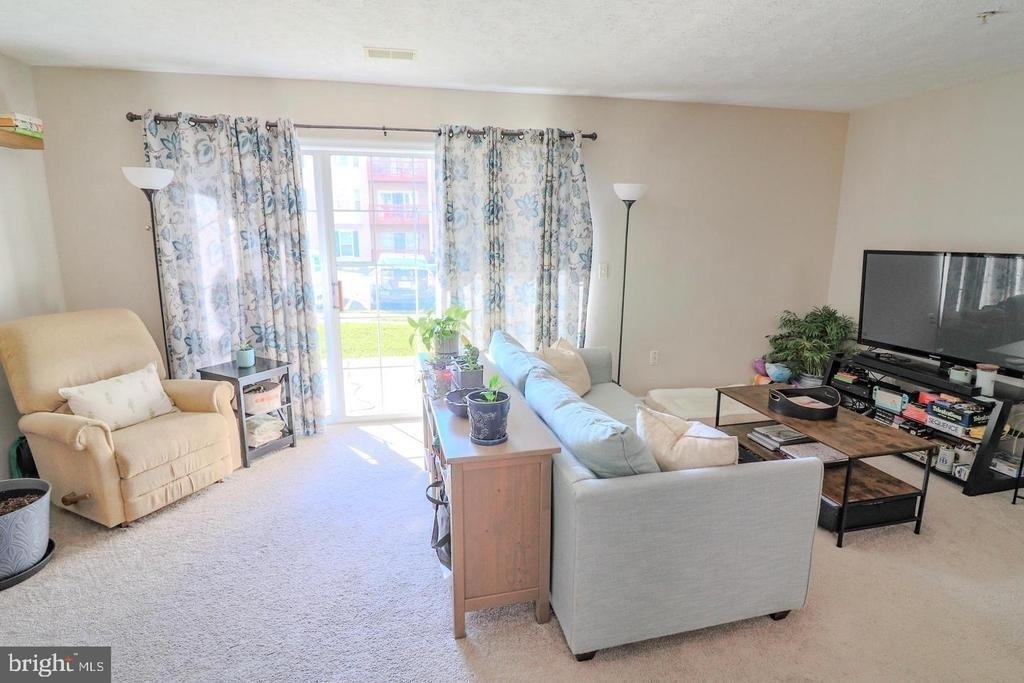 115 Brookland Terrace - Photo 2