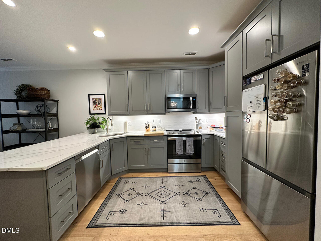 1062 Washington Street - Photo 4