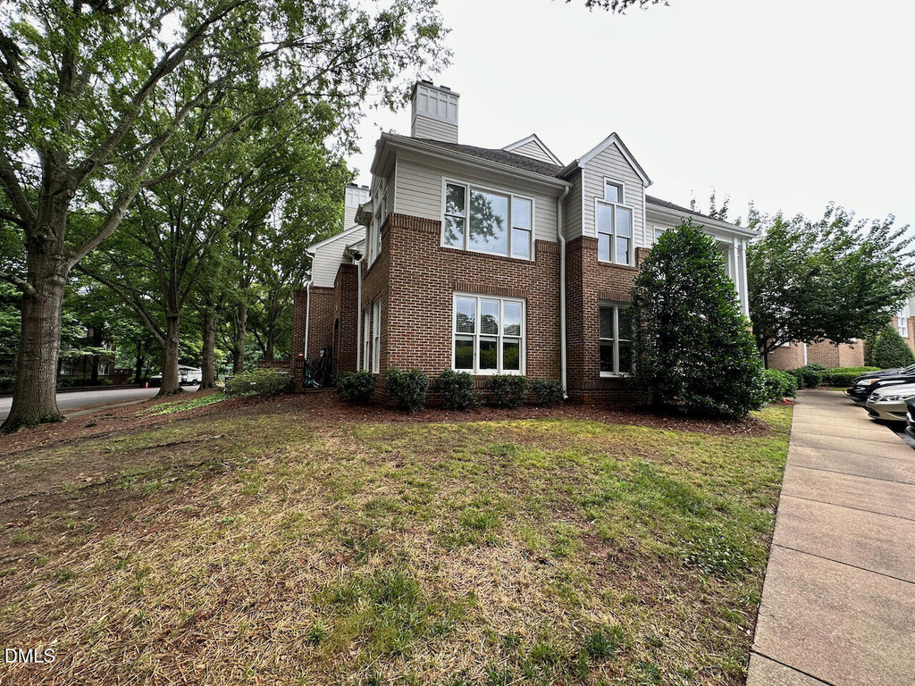 1062 Washington Street - Photo 0