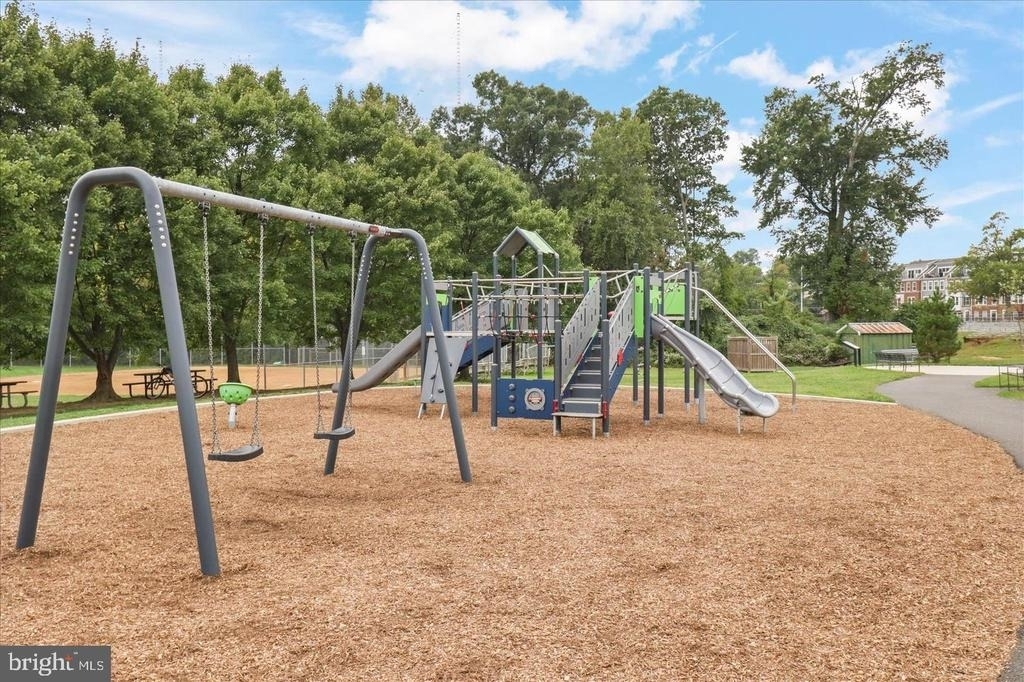 10755 Fairgrounds Drive - Photo 35