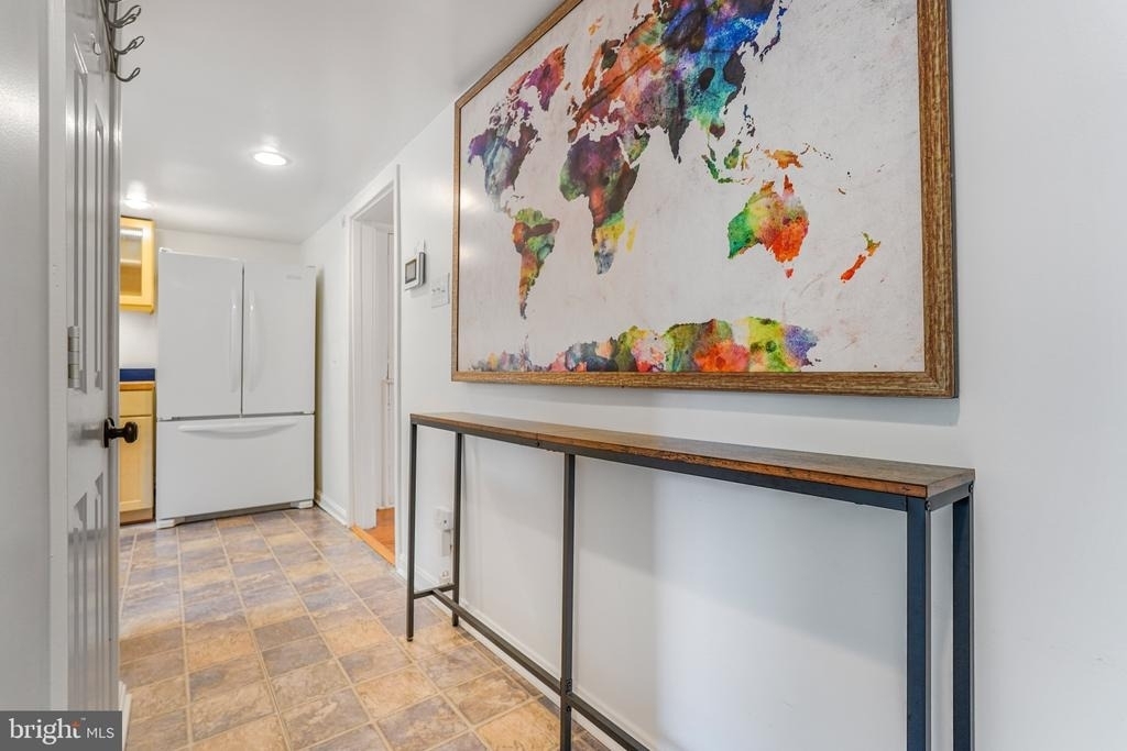 708 Kenmore Avenue - Photo 10