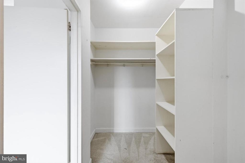1121 Arlington Boulevard - Photo 4