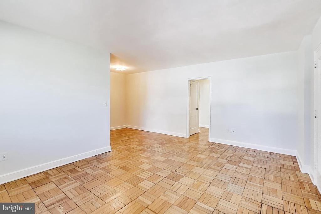 1722 N Quinn Street - Photo 2