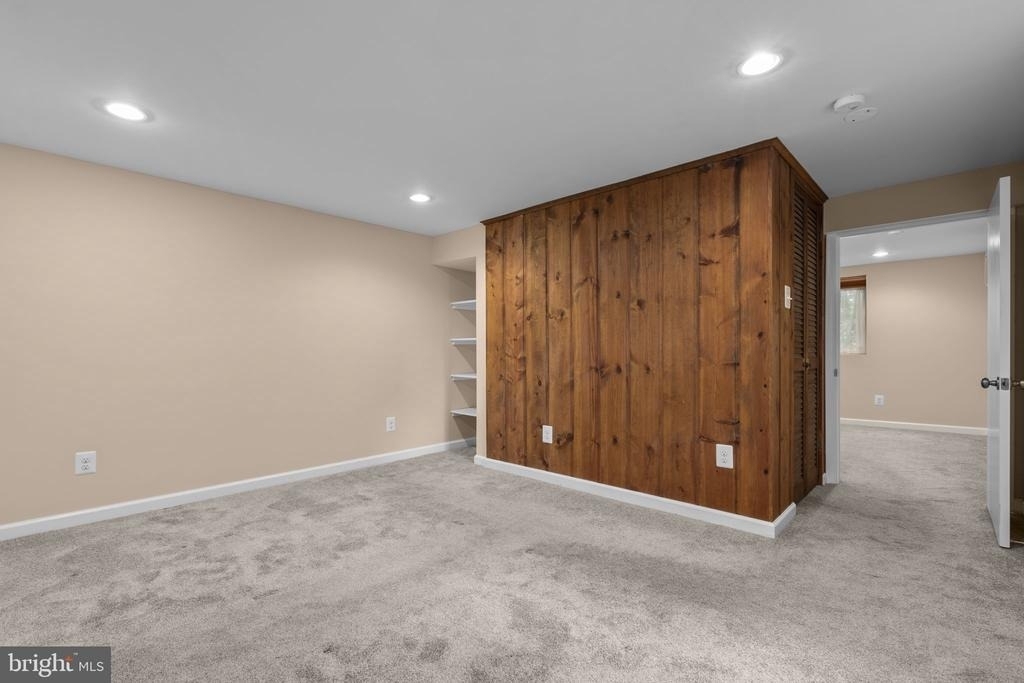 2427 N Sycamore Street - Photo 16