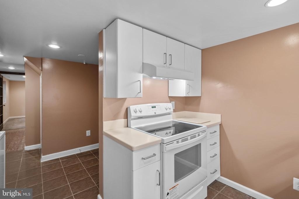 2427 N Sycamore Street - Photo 6