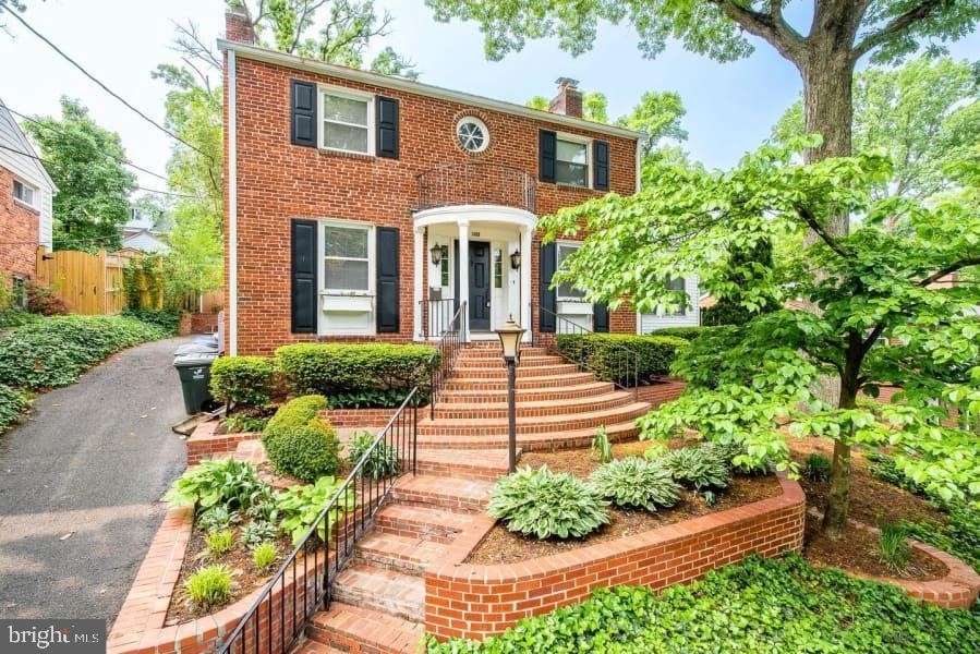 1408 20th Street S - Photo 0