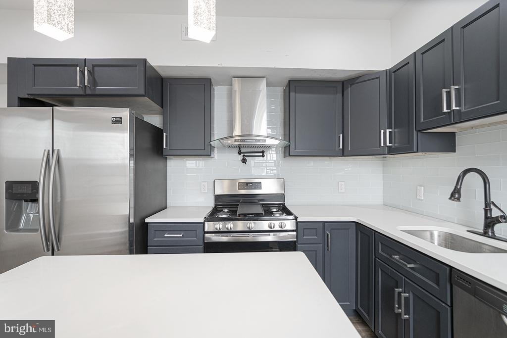 2221 Federal Street - Photo 1