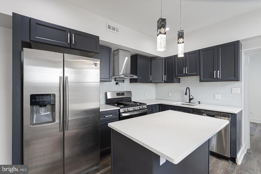 2221 Federal Street - Photo 0