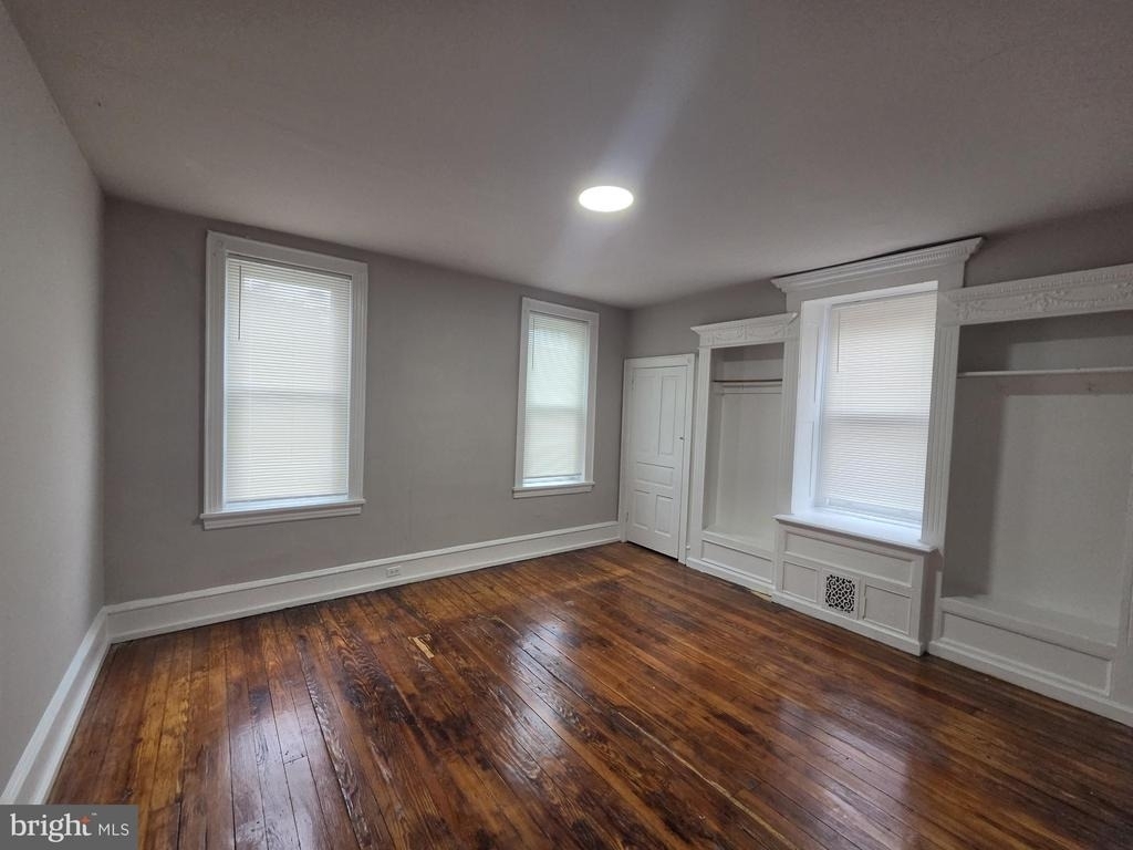 250 N 52nd Street - Photo 8