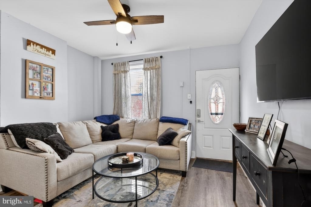 2440 E Gordon Street - Photo 0