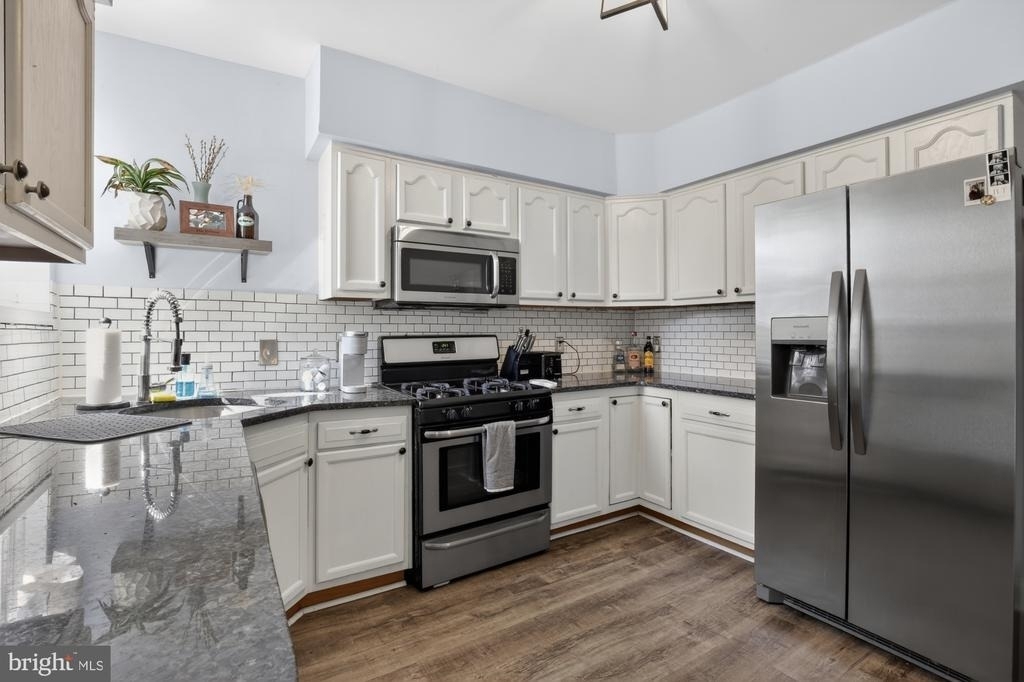 2440 E Gordon Street - Photo 4