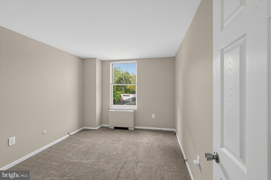 6100 Henry Avenue - Photo 15