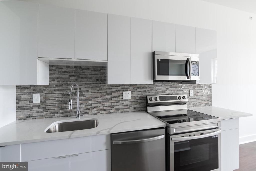 813 N Broad Street - Photo 7
