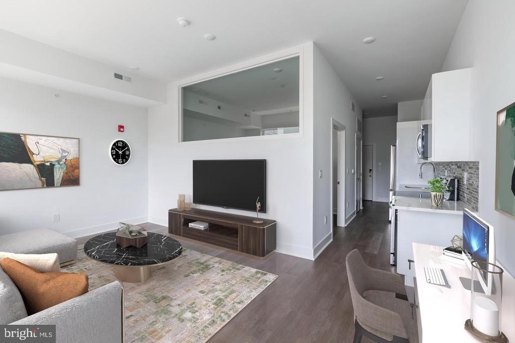 813 N Broad Street - Photo 0