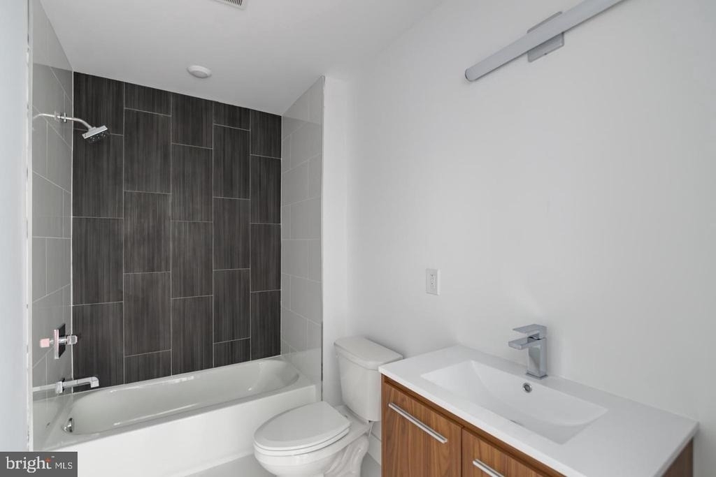 813 N Broad Street - Photo 16