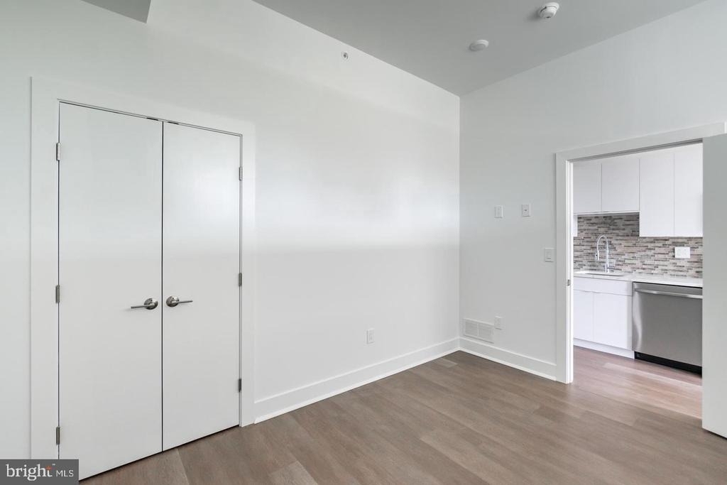 813 N Broad Street - Photo 14