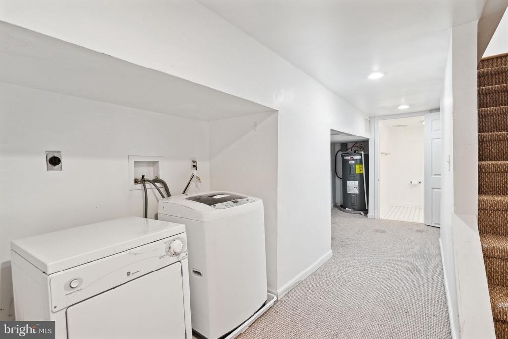 2553 Collins Street - Photo 13